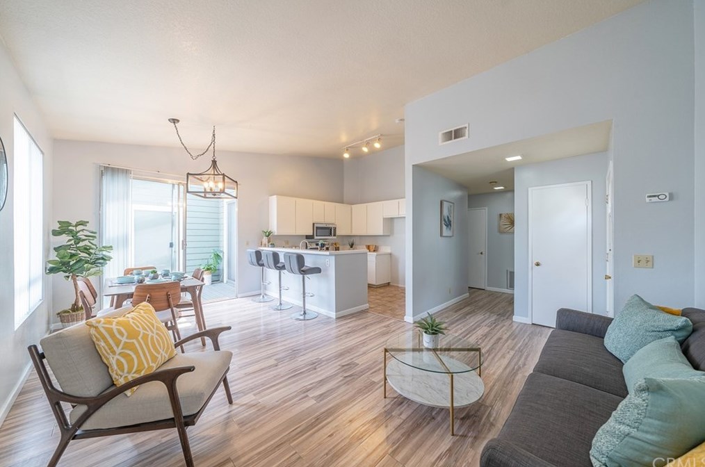 12042 Sylvan #15, Santa Ana, CA 92708