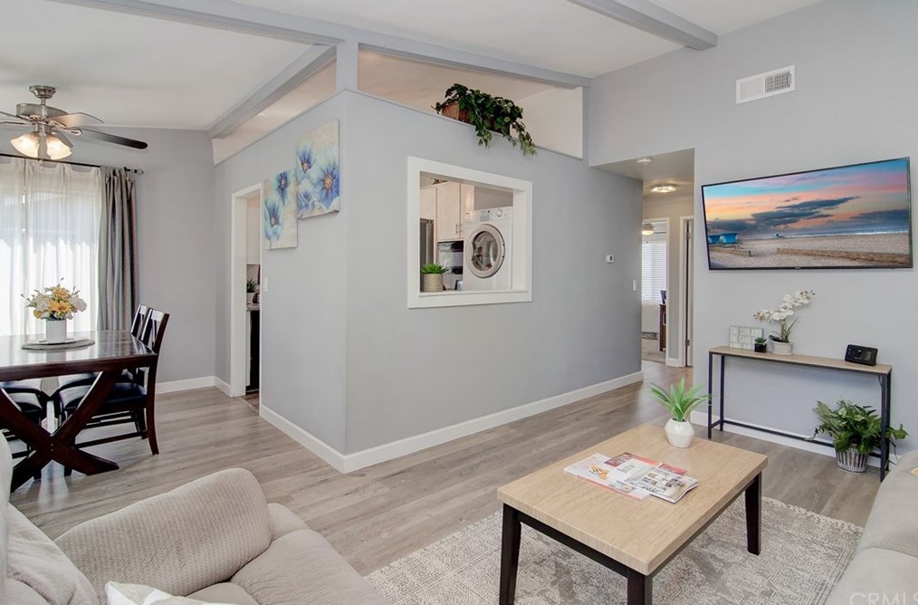 8432 Benjamin Dr, Huntington Beach, CA 92647-7005