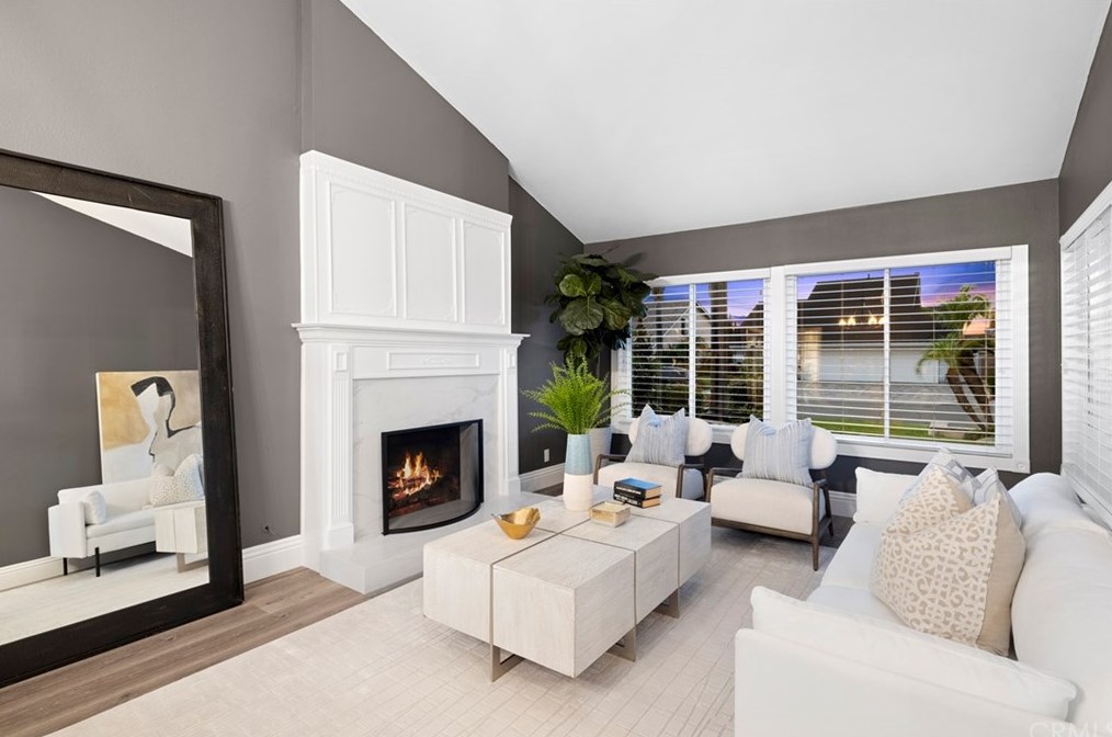 24942 Hendon St, Laguna Beach, CA 92653-4606