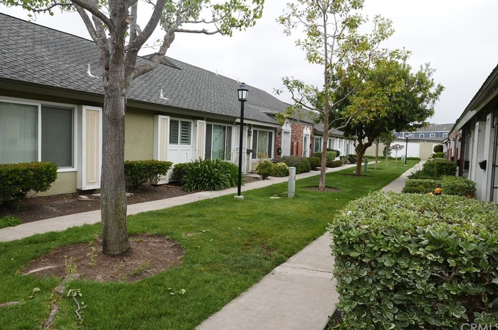 2421 Minuteman Way, Costa Mesa, CA 92626-6532