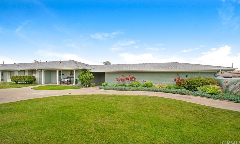 1182 E 1st St, Tustin, CA 92780