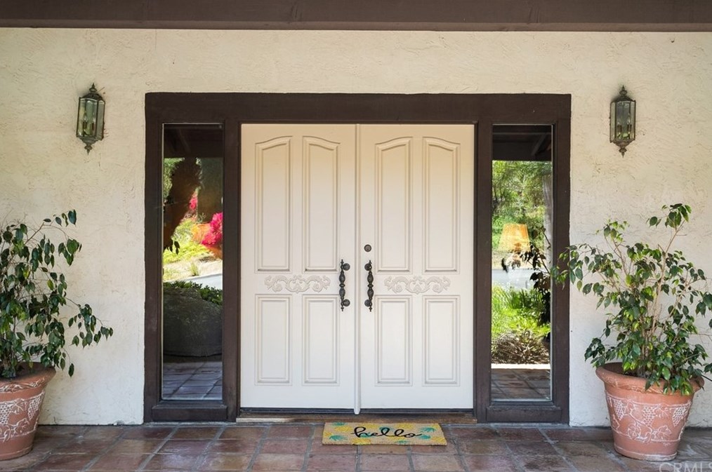 1430 Macadamia Dr, Fallbrook, CA 92028-1114