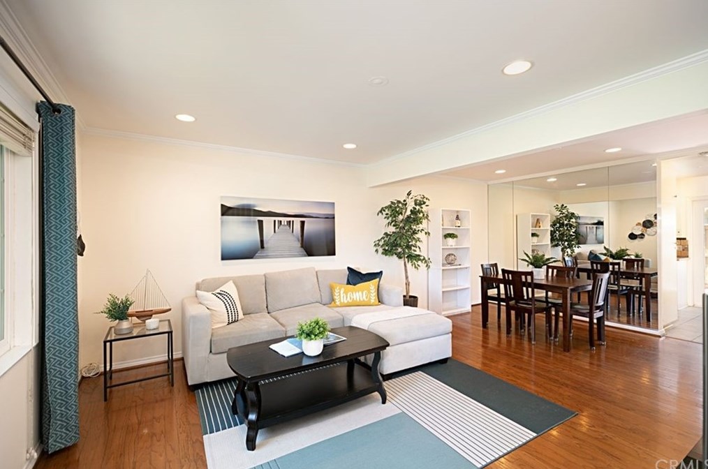 17 Woodfern, Irvine, CA 92614