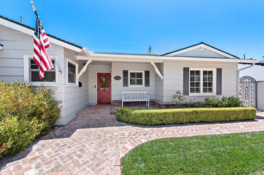 1002 W Santa Clara Ave, Santa Ana, CA 92706