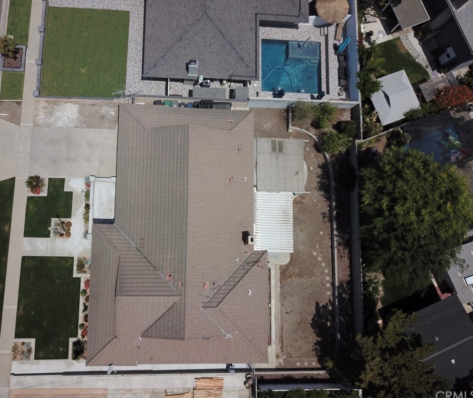 648 Locust St, Corona, CA 92879-2942