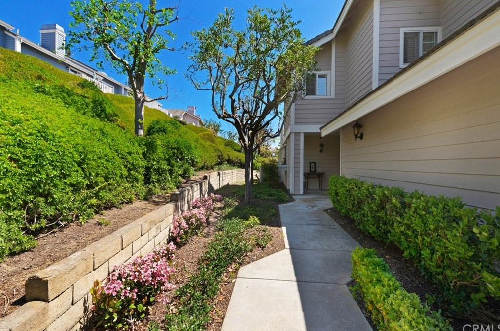 14 Pickney Close, Laguna Beach, CA 92677