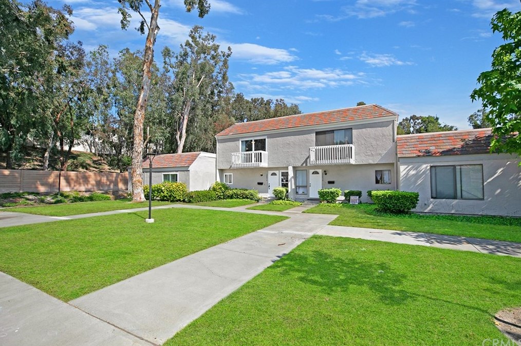 22034 Lakeland Ave, El Toro, CA 92630