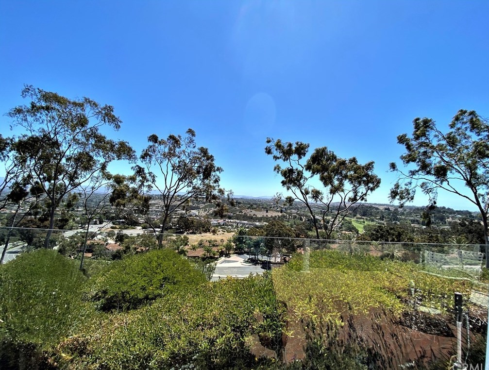 30242 Sonrisa Ln, Laguna Beach, CA 92677-2358