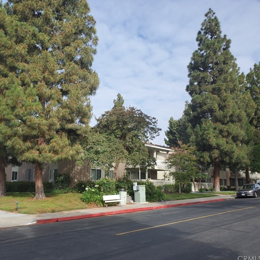 55 Calle Aragon, Laguna Beach CA  92637-3538 exterior