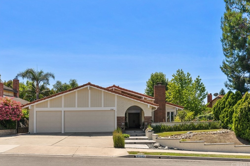 29242 Bobolink Dr, Laguna Beach, CA 92677-1307