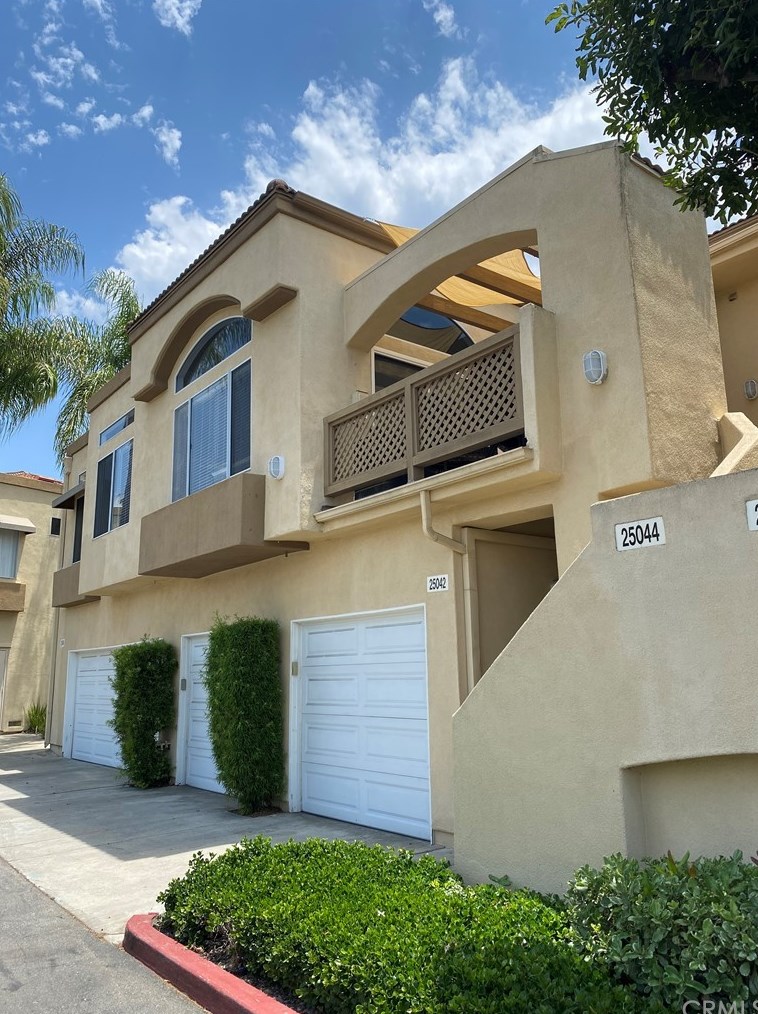25044 El Carrizo, Laguna Beach, CA 92677-7541
