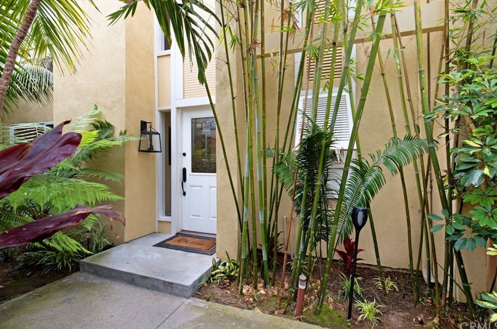 19738 Oceanaire Cir, Huntington Beach, CA 92648