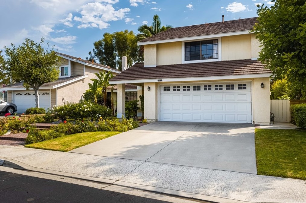 25815 Southbrook, El Toro, CA 92630