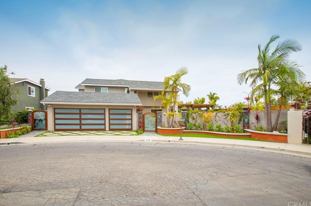 8512 Oxley Cir, Huntington Beach, CA 92646-4526