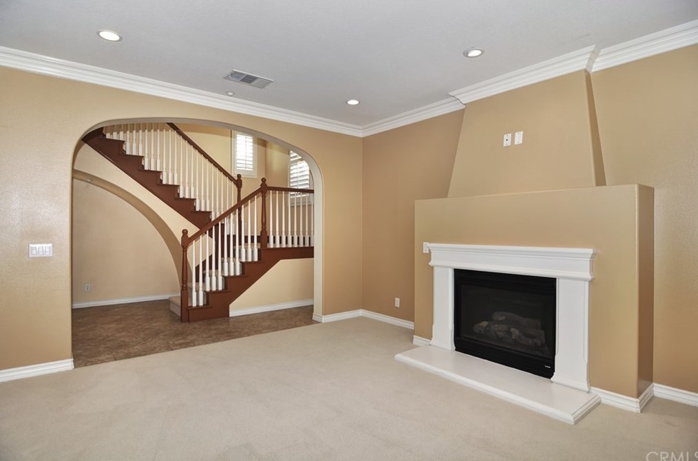 21249 Baeza Cir, Huntington Beach CA  92648-5327 exterior