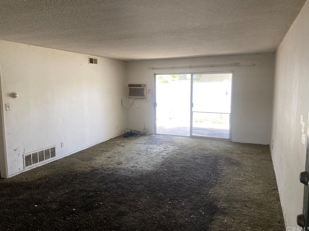 2000 Associated Rd #1, Fullerton, CA 92831