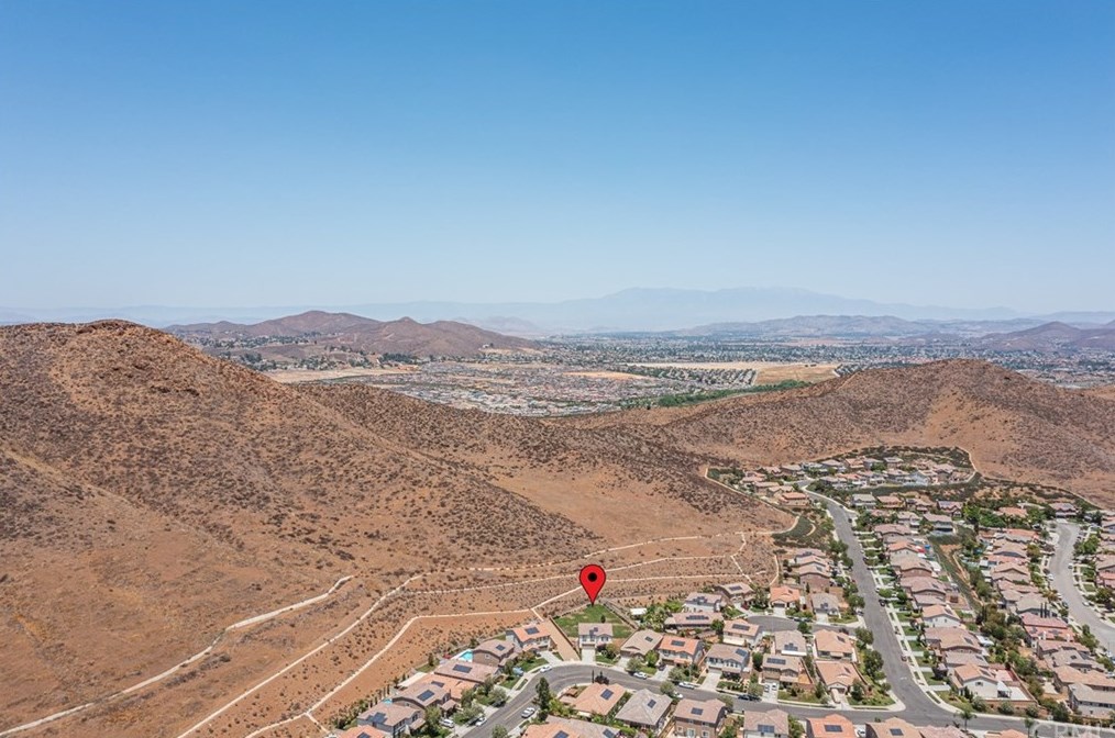 34340 Blossoms Dr, Lake Elsinore, CA 92532