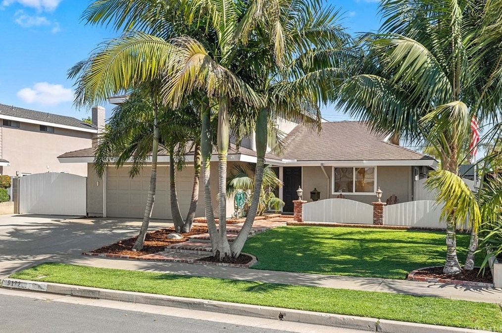 9172 Mahalo Dr, Huntington Beach, CA 92646