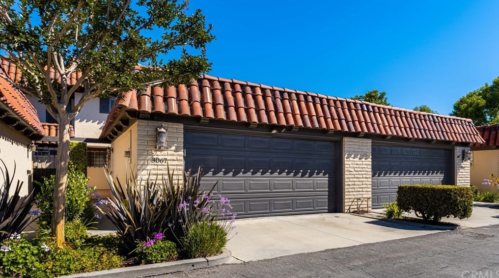 3067 Club House Cir, Costa Mesa, CA 92626