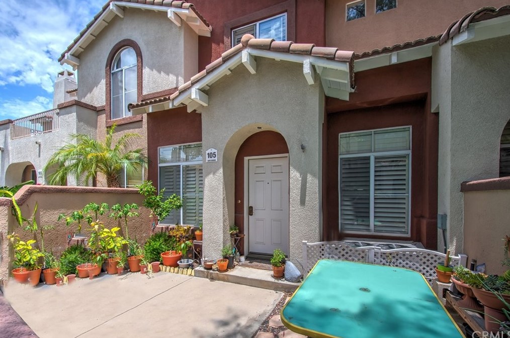 105 Santa Barbara Ct, El Toro, CA 92610