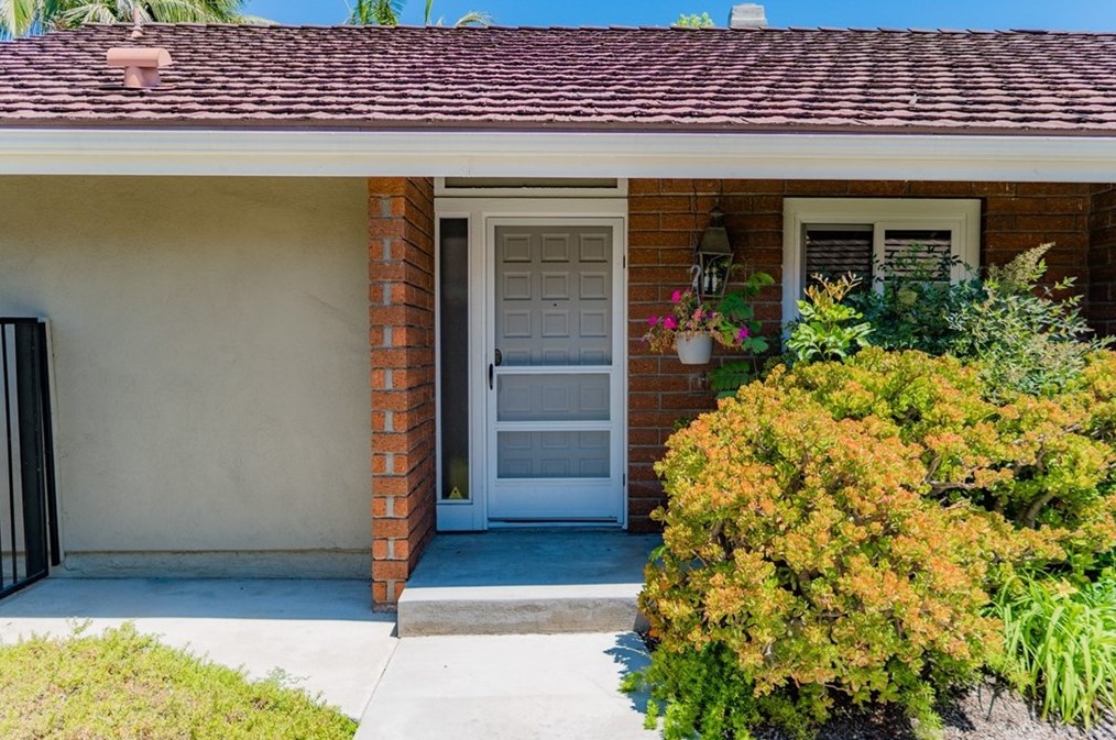 7 Nutwood, Irvine, CA 92604