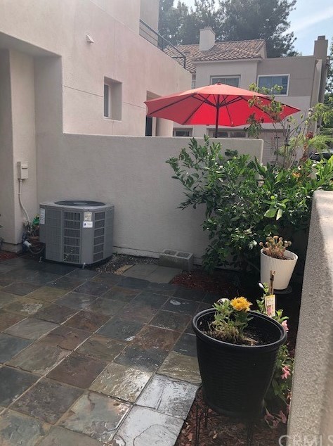 9 Tradewinds, Laguna Beach, CA 92656-2319