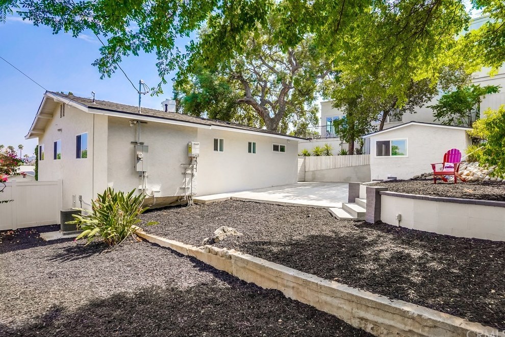 2327 Loy Ln, Los Angeles CA  90041-1815 exterior