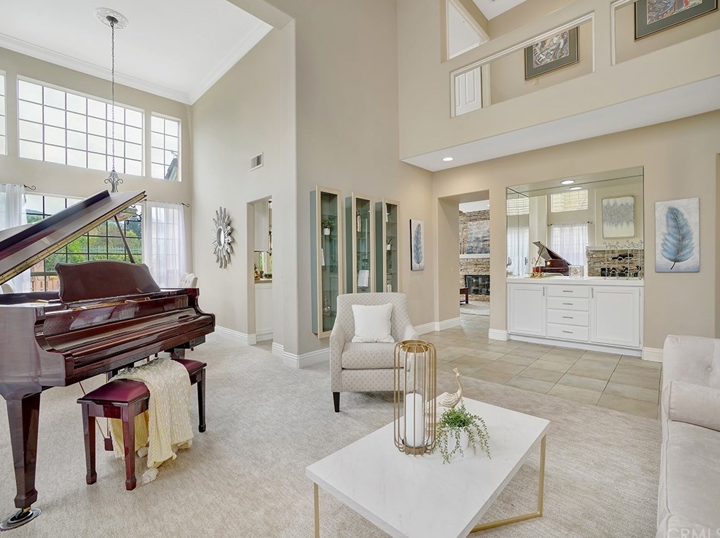 49 Summitcrest, Trabuco Canyon, CA 92679