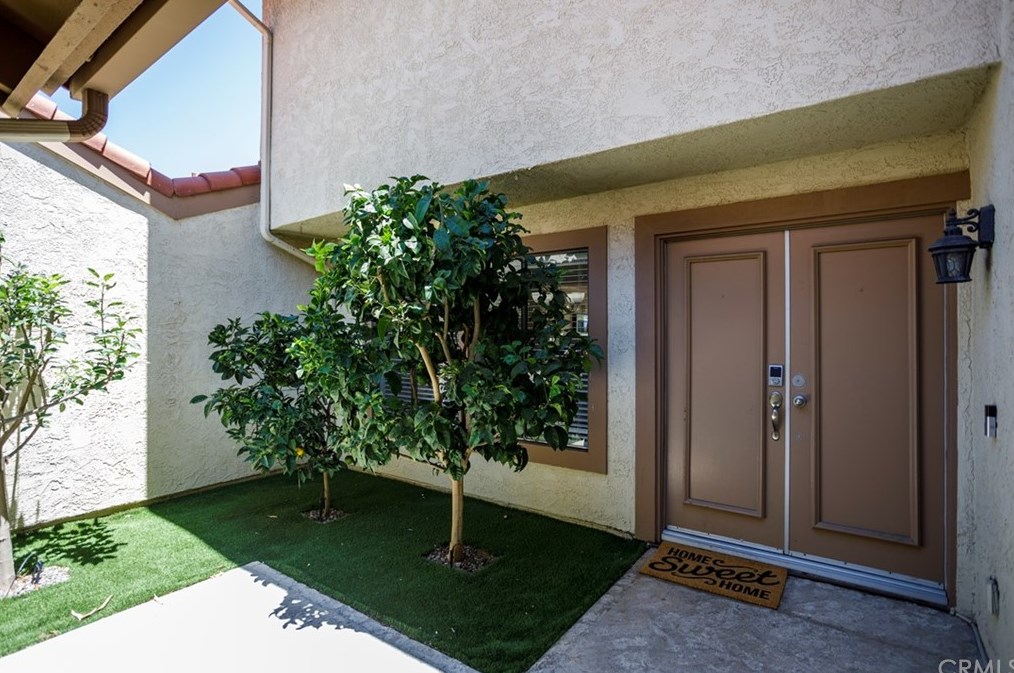18366 Mapledale Ln, Huntington Beach, CA 92646-1621