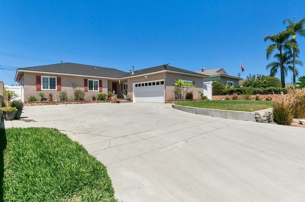 12735 Corley Dr, La Mirada, CA 90638-1926