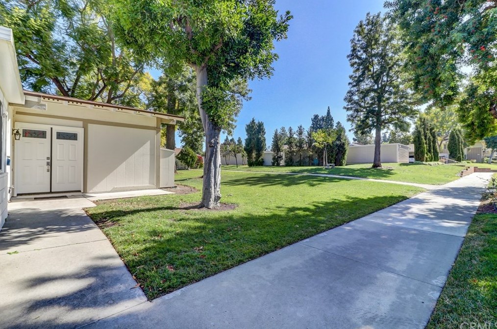 249 Calle Aragon, Laguna Beach CA  92637-3449 exterior