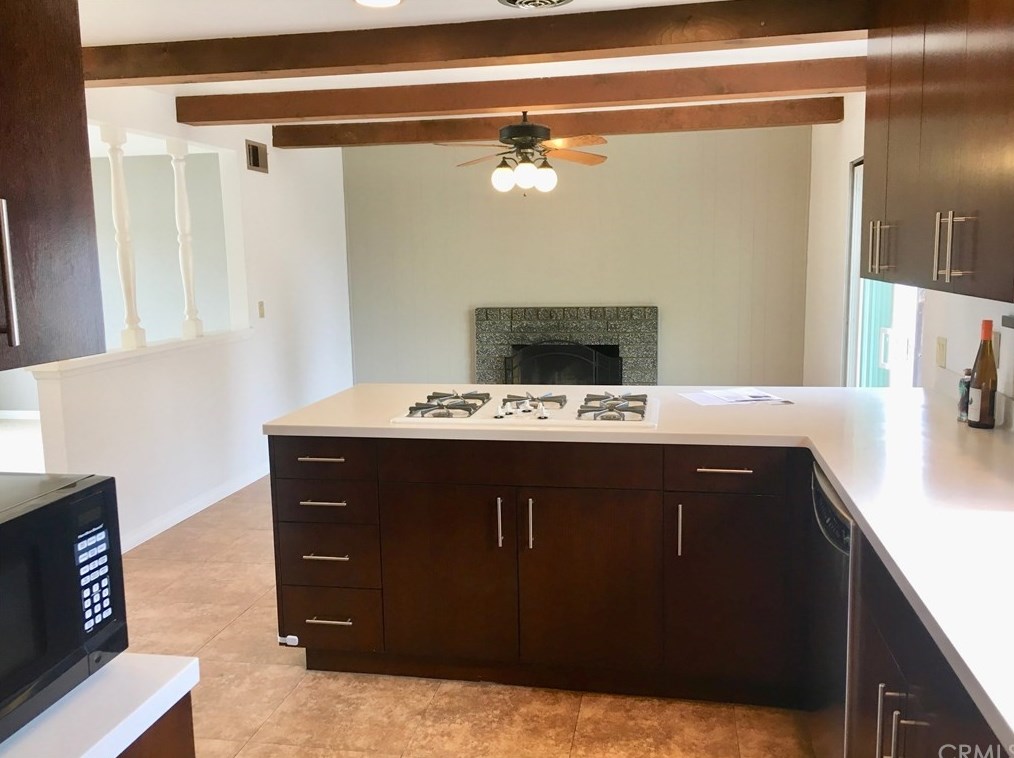 16322 Santa Anita Ln, Huntington Beach, CA 92649