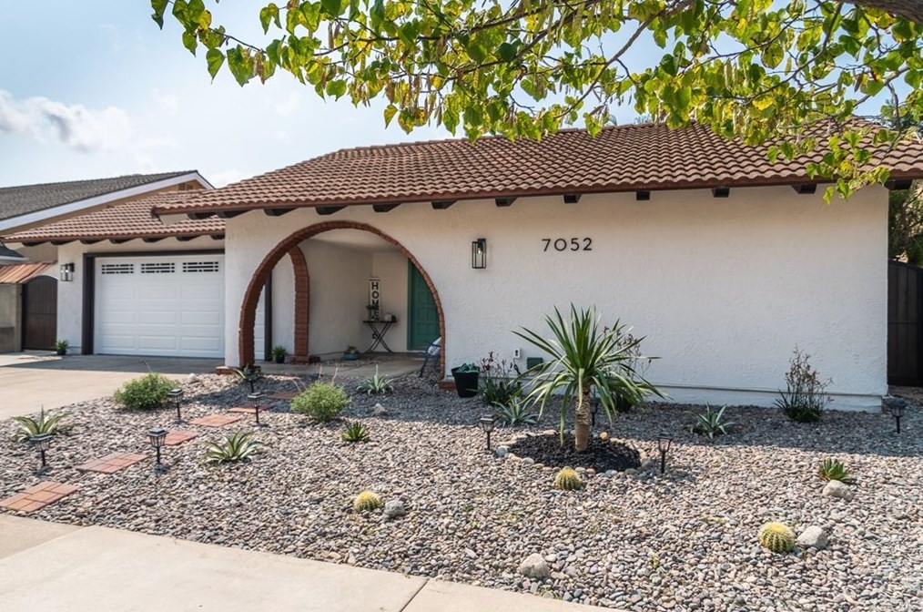 7052 Valentine Dr, Huntington Beach, CA 92647-3557