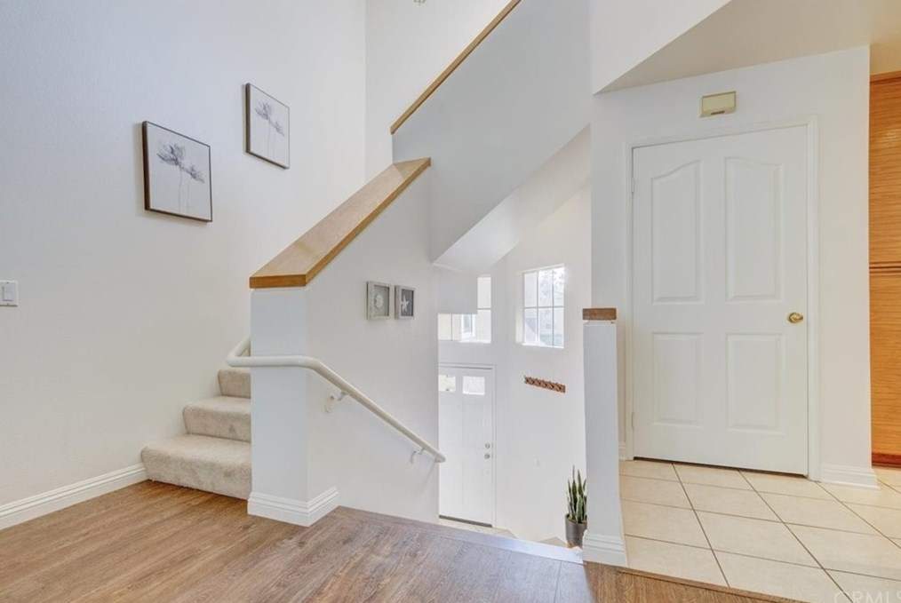 8215 E White Oak #33, Orange, CA 92869