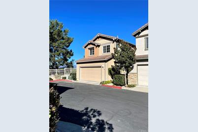2 Torres Pointe - Photo 1
