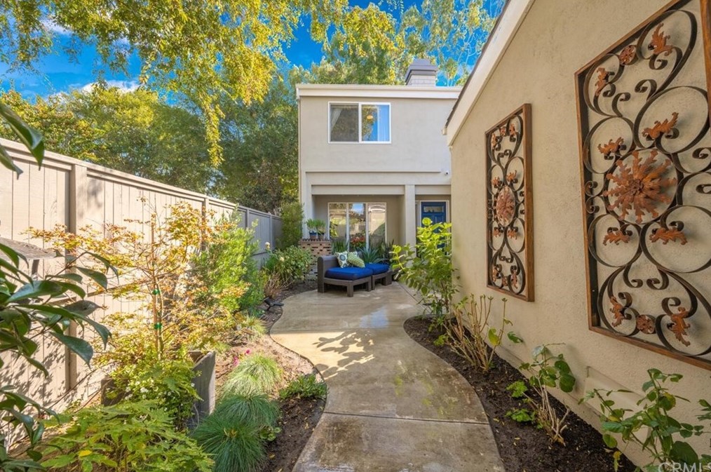 19642 Seawind Cir, Huntington Beach, CA 92648-3029