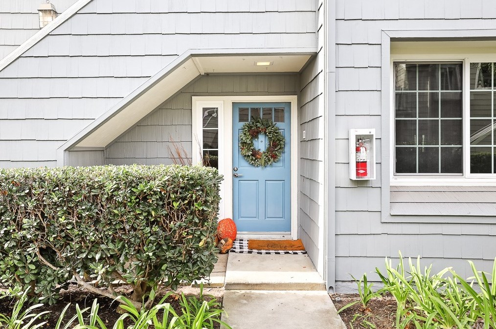 7362 Yellowtail Dr, Huntington Beach, CA 92648-2440