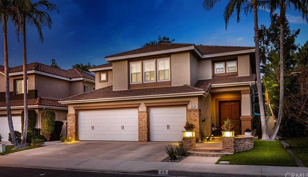 25 Camarin St, El Toro, CA 92610