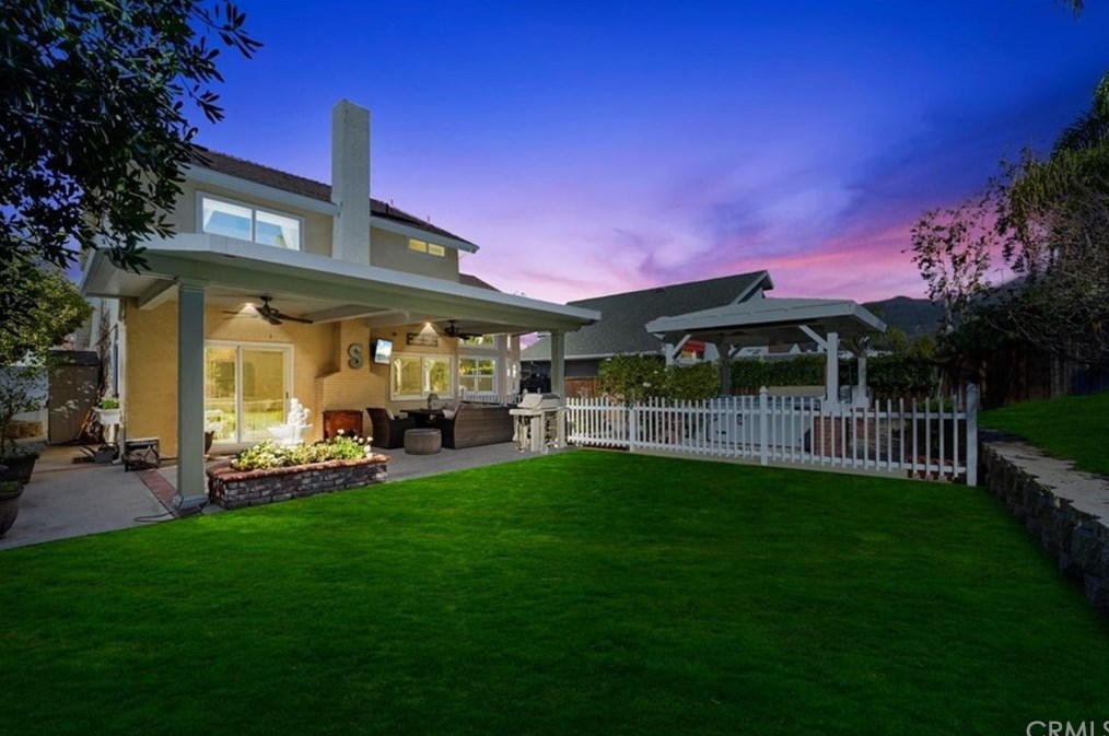 21252 Oakridge Ln, Trabuco Canyon, CA 92679