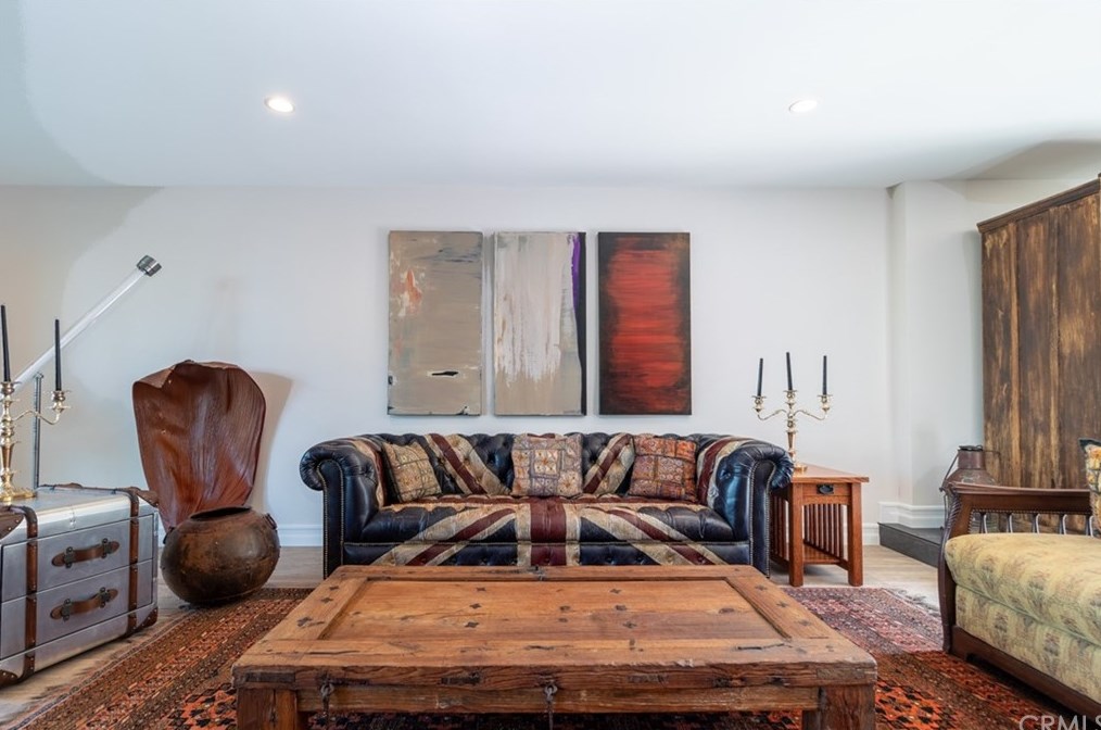 16353 Wimbledon Ln, Huntington Beach, CA 92649