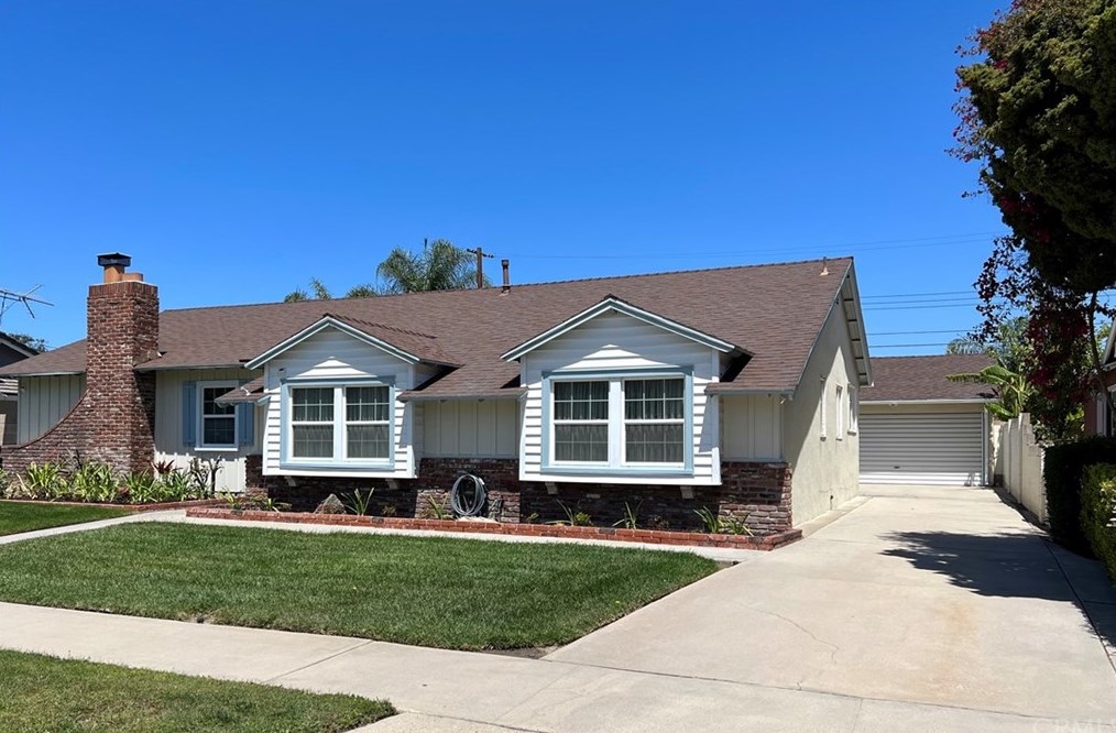 1581 W Pacific Pl, Anaheim, CA 92802