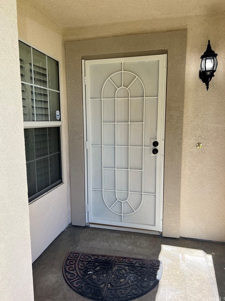 16615 Vista Conejo Dr, Moreno Valley, CA 92551-4117