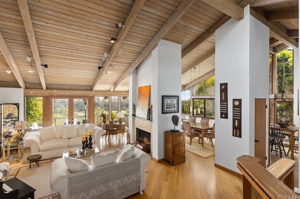 53 Woodhaven Dr, Laguna Beach, CA 92677-2819