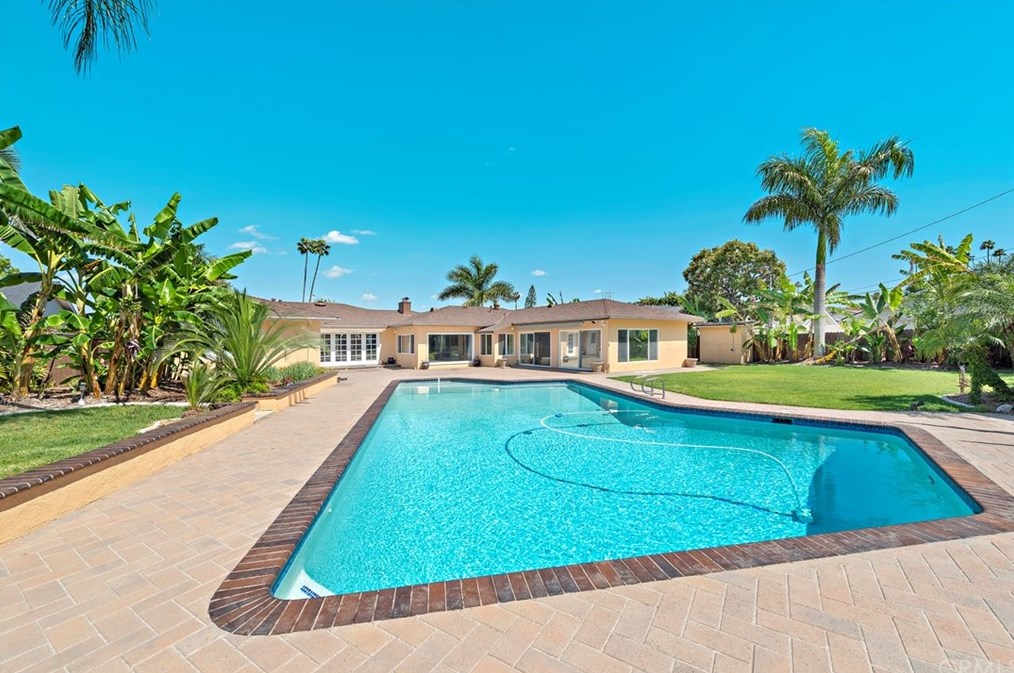 3801 Tunales Dr, Fullerton, CA 92835