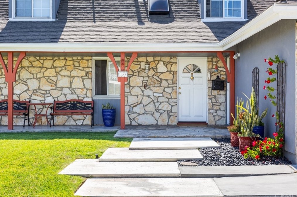 137 S Glendon St, Anaheim, CA 92806