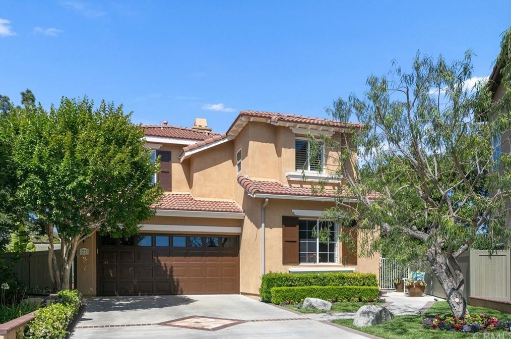 27 Halcyon Ln, Laguna Beach, CA 92656-6212