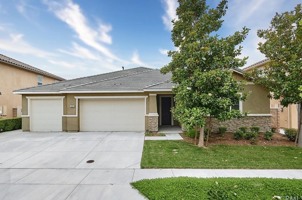 14603 Monet Dr, Corona, CA 92880-1079