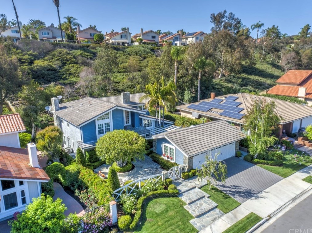 24661 Kings Rd, Laguna Beach, CA 92677-7452