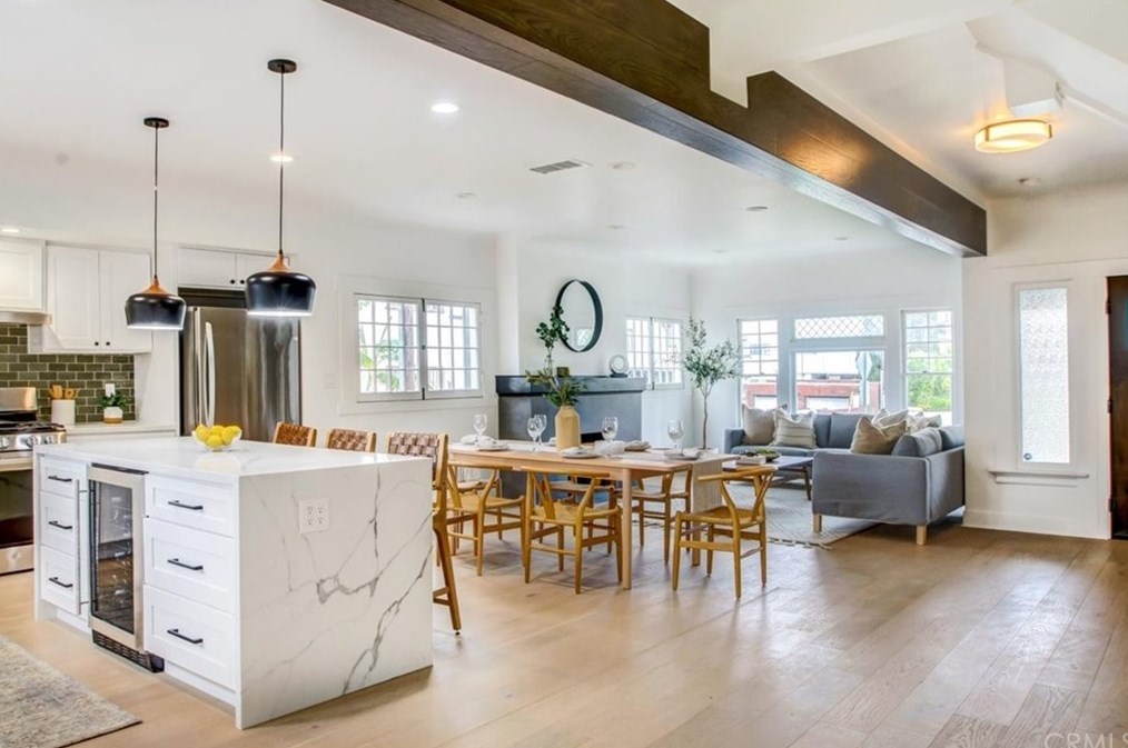 2534 10th Ave, Los Angeles, CA 90018-1711