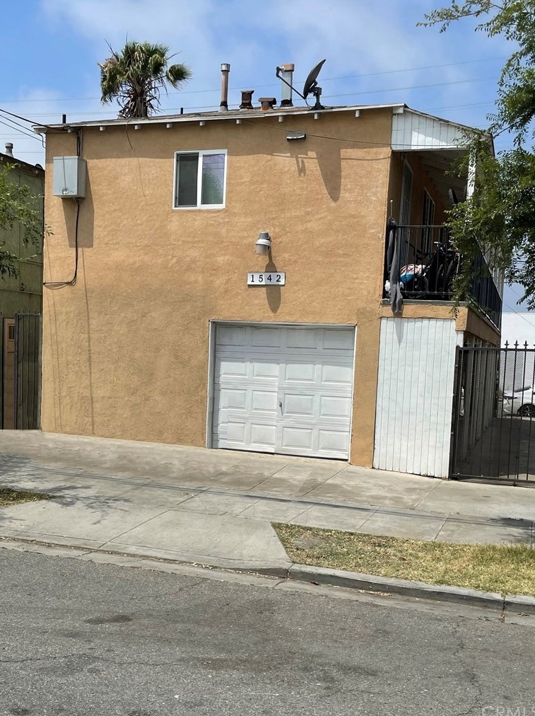1542 Magnolia Ave, Long Beach, CA 90813
